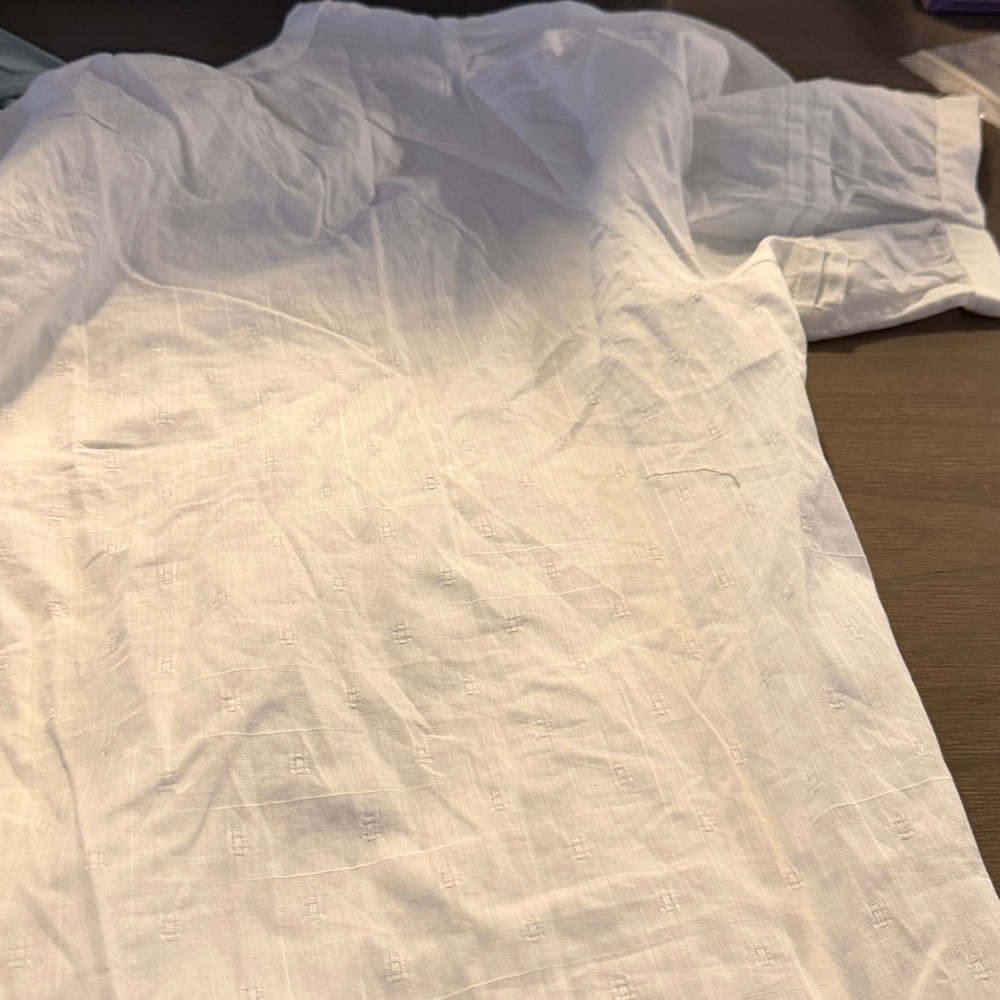 beachlunchlounge White Peasant-Style Button Front Blouse - Picture 11 of 12